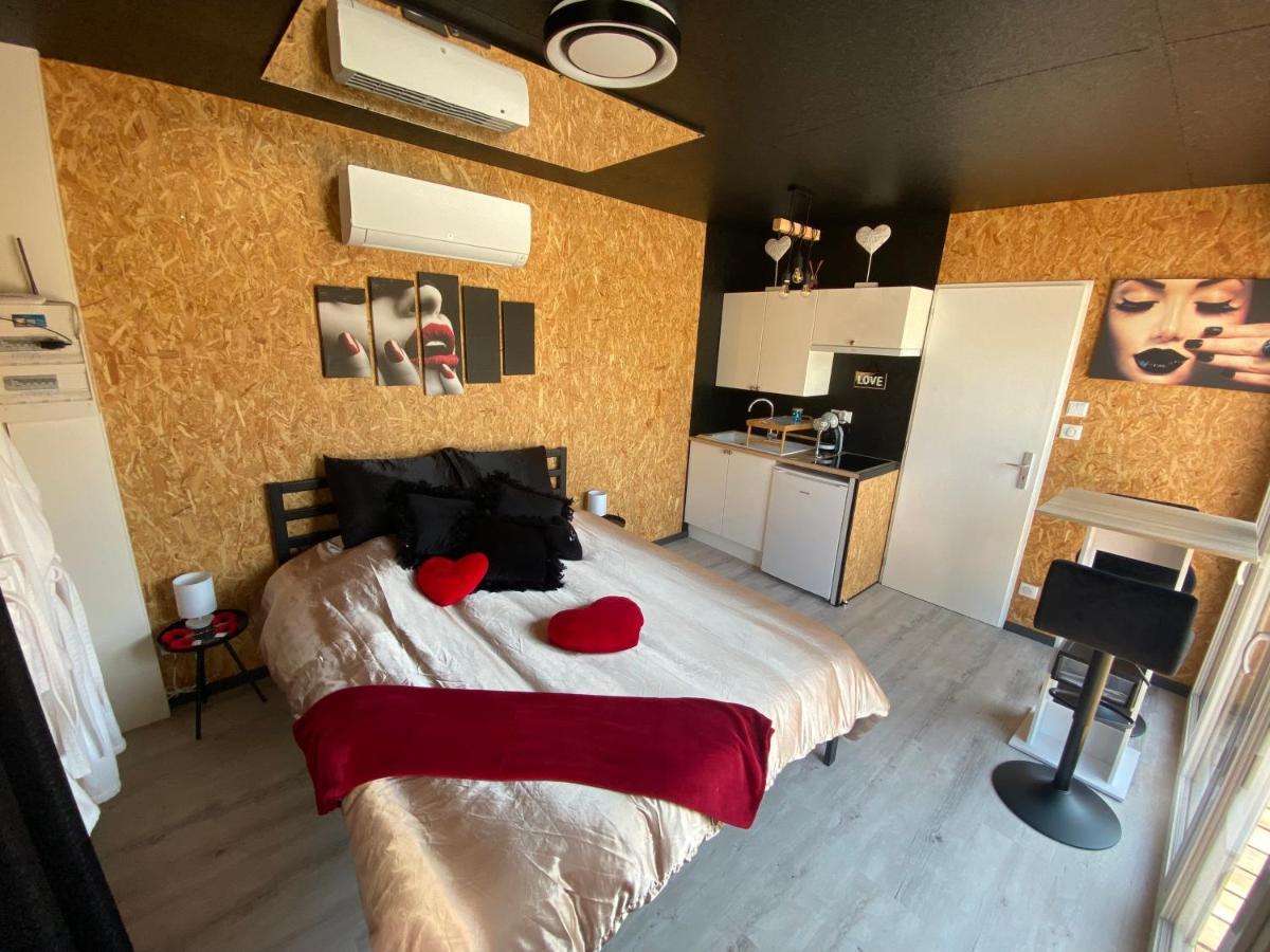 Mini Love Room Jacuzzi Privatif Urimenil Exterior photo